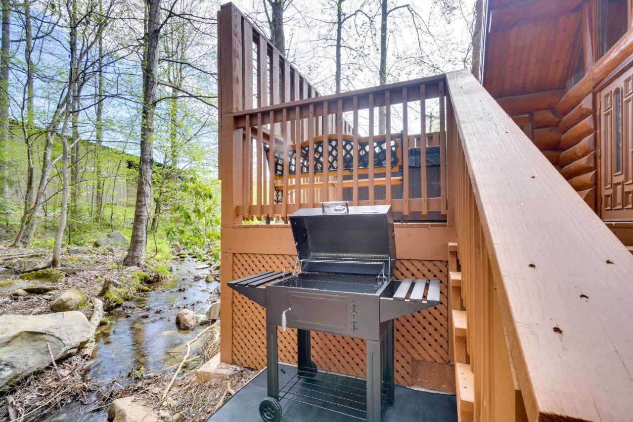 Lovely Gatlinburg Cabin With Private Hot Tub! ภายนอก รูปภาพ