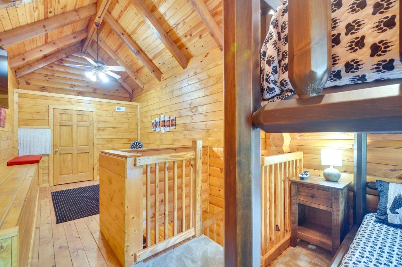 Lovely Gatlinburg Cabin With Private Hot Tub! ภายนอก รูปภาพ